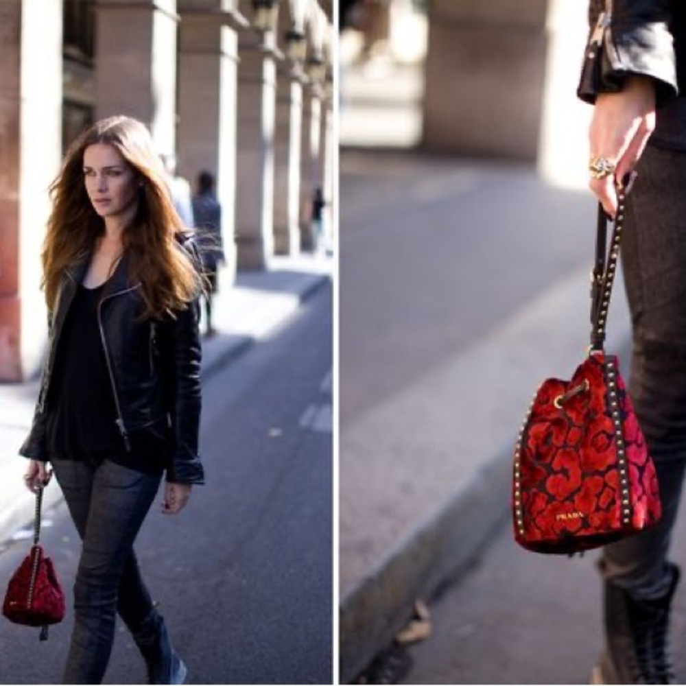 Prada: Studded Rose Velvet Leather Drawstring Clutch Wristlet Bag (Red/ Black) - Picture 6 of 16